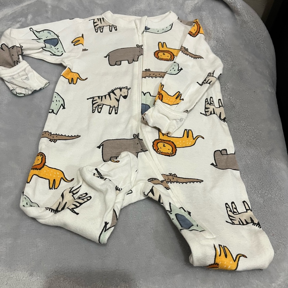 Old Navy Kids One Piece with Animal Print in White, Yellow, and Gray